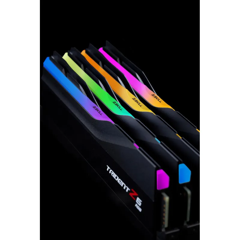 G Skill Trident Z5 RGB DDR5-6400Mhz 32GB (16GBx2) CL32-39-39-102 (黑/白) - 黑色